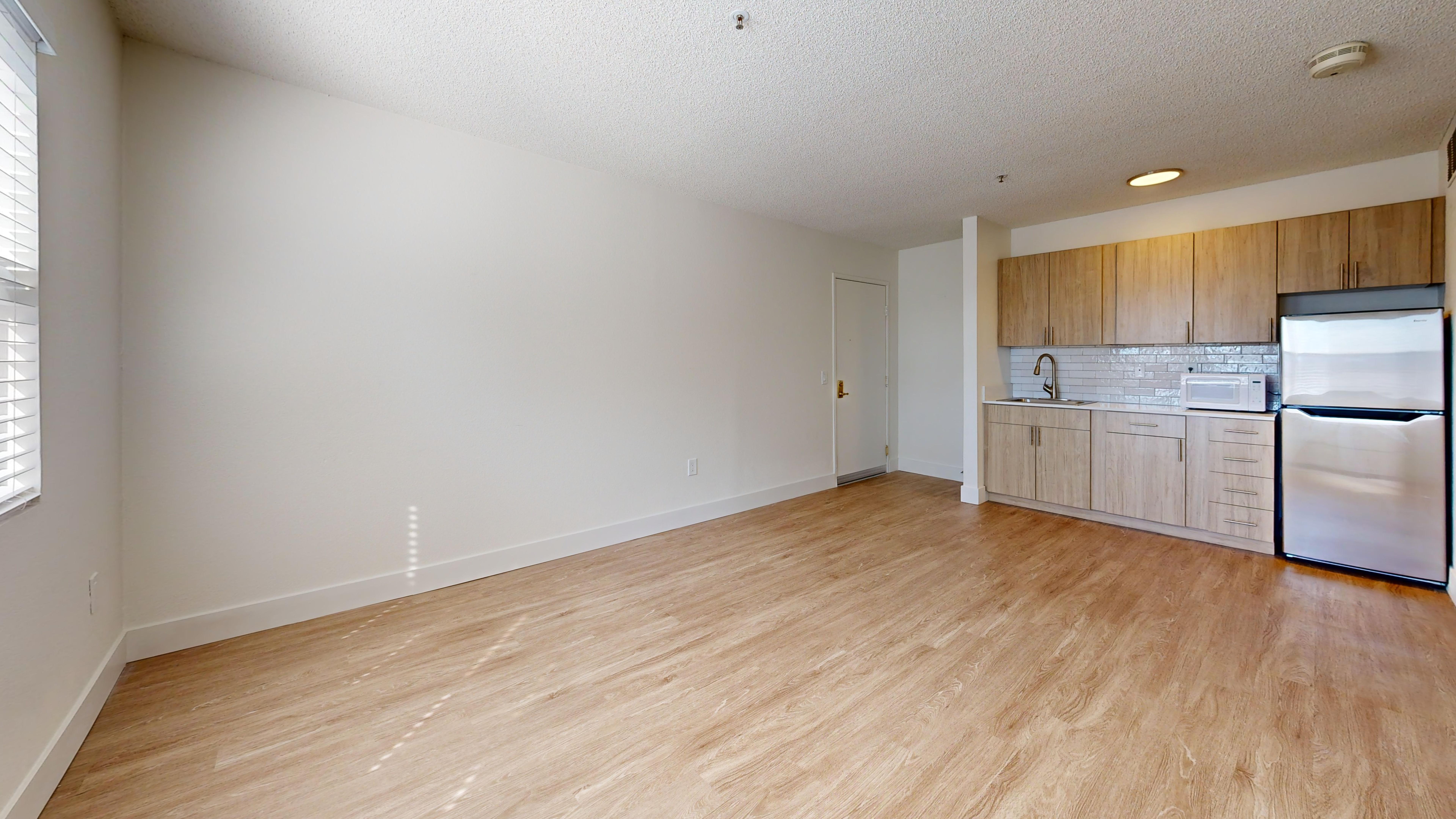 Senior-Living-The-Camelot-One-Bedroom-Duke-480-sqft-Living-Room